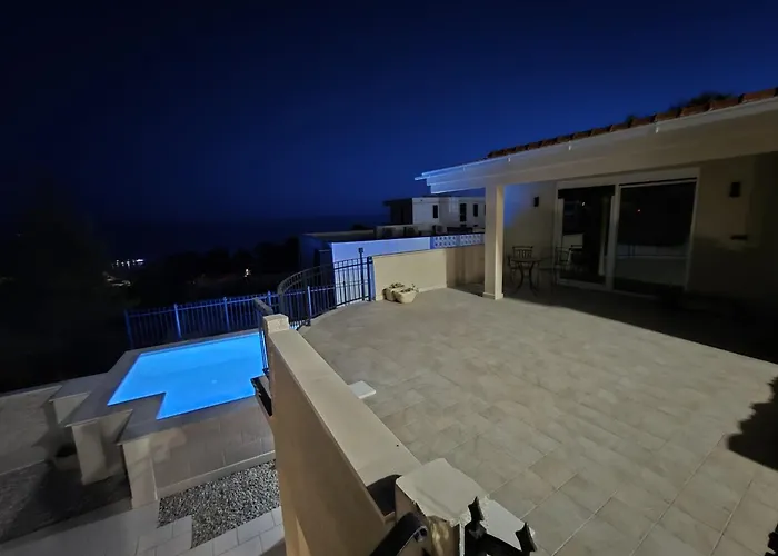 Gv - Holiday Home With Magnapool