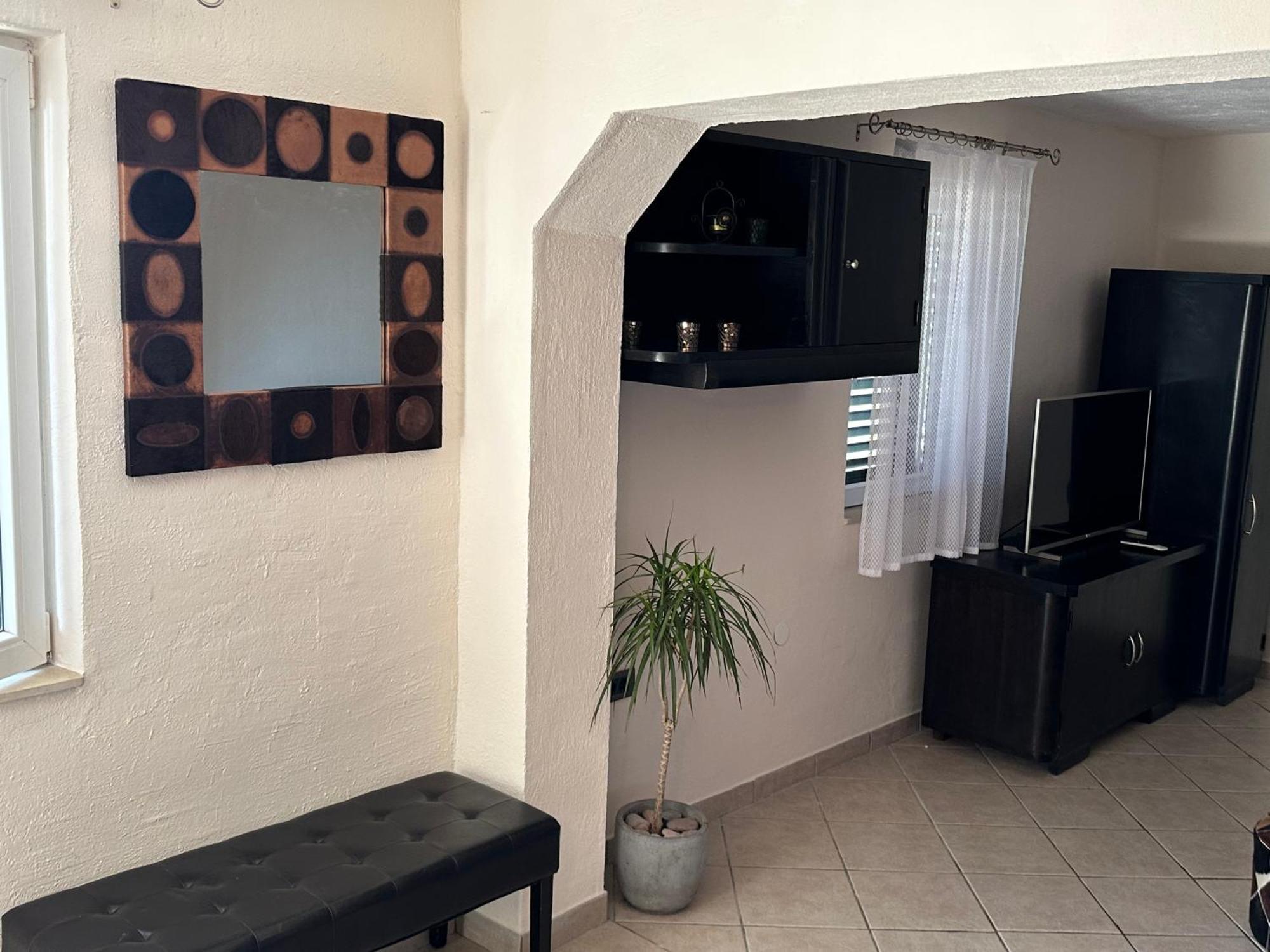 Gv - Holiday Home With Magnapool * Makarska