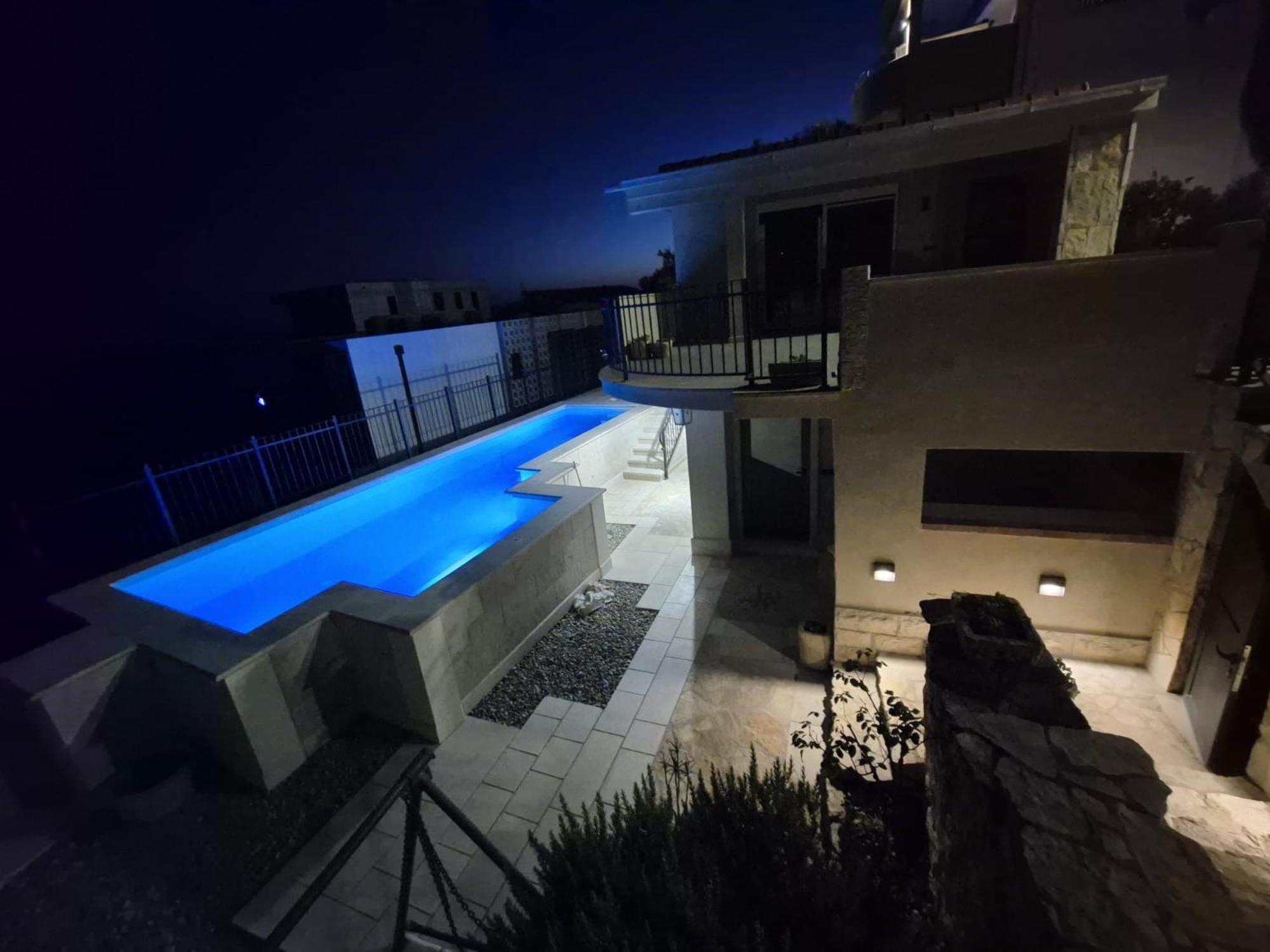 Gv - Holiday Home With Magnapool Villa Makarska