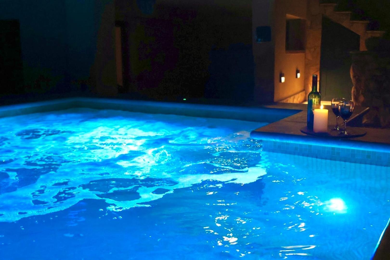 Villa Gv - Holiday Home With Magnapool Makarska
