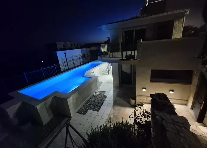Gv - Holiday Home With Magnapool