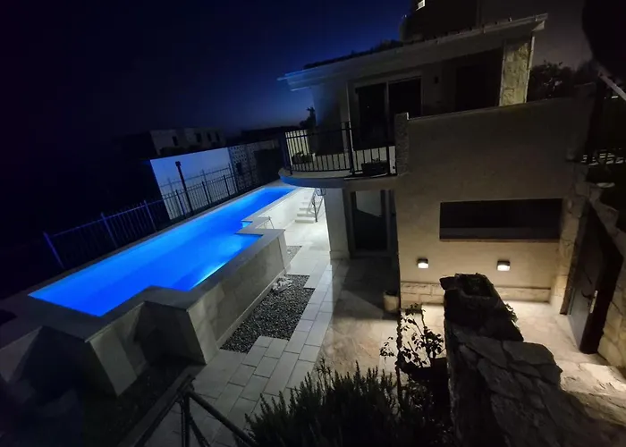 Gv - Holiday Home With Magnapool